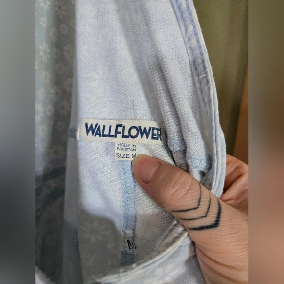 Wallflower | Light Blue Floral Print Overalls, Size M - Picture 3 of 7